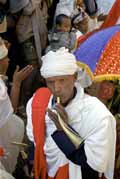 Mnich b�hem Timkatu. Lalibela. Etiopie.