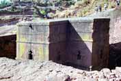 Kamenn� chr�m sv. Ji��. Lalibela. Etiopie.