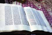 Star� Bible napsan� na koz� k��i. Etiopie.