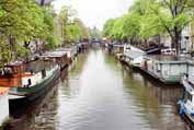 Vodn� kan�l v Amsterdamu. Nizozemsko.