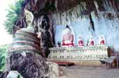 Mal� chr�m v oblasti jezera Inle. Myanmar (Barma).