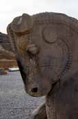 Kamenn� socha kon� v Persepolis. �r�n.