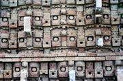 Detail fas�dy Codz-Poop (Chr�mu masek) v Kabahu, postaven v  Puuksk�m stylu. Mexiko.