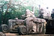 Zbytky star�ho m�sta Polonnaruwa z doby vl�dy Indick� dynastie Chola z 11.-12. stolet�. Sr� Lanka.
