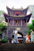 Chr�m Golden temple u Kunmingu. ��na.