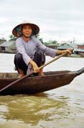 �ivot na vod� v Mekong delt�.  Vietnam.