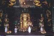 Chr�m Golden temple u Kunmingu. ��na.