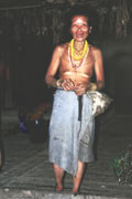 Mentawajsk� �ena. Ostrov Siberut. Indon�sie.