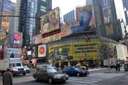 Times Square, Manhattan, New York. Spojen� st�ty americk�.