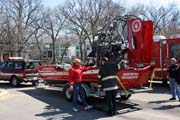 Hasi�i u jezera Calhoun, Minneapolis, Minnesota. Spojen� st�ty americk�.