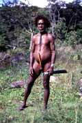 Domorodec z kmene Dani. �dol� Baliem. Indon�sie.