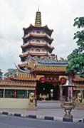 ��nsk� chr�m ve m�st� Sibu. Sarawak,  Malajsie.