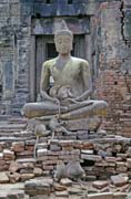 Star� chr�my v km�rsk�m stylu ve m�st� Lopburi. Thajsko.