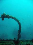 Vrak holandsk� obchodn� lodi potopen� v roce 1942. Pot�p�n� u ostrova Bunaken, lokalita Molas Wreck. Sulawesi, Indon�sie.