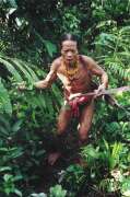 Mentawajec z ostrova Siberut. Indon�sie.