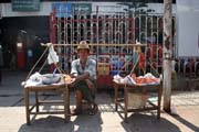 Pouli�n� prodejce. Yangon. Myanmar (Barma).