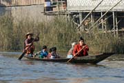 �ivot na jeze�e Inle. Myanmar (Barma).