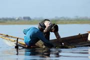 Tradi�n� lov ryb, jezero Inle. Myanmar (Barma).