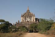 Chr�my v Baganu se rozkl�daj� na plo�e 42 km �tvere�n�ch. V�t�ina chr�m� byla postavena v letech 1000-1200, kdy byl Bagan hlavn�m m�stem prvn� Barmsk� ��e. Myanmar (Barma).