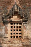 Dekorace na chr�mu v Baganu. Myanmar (Barma).
