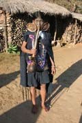 �ena z etnika Makan Chin, vesnice Mindat, provincie Chin. Myanmar (Barma).