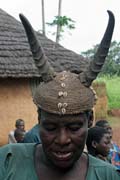 �ena z etnika Somba (n�kdy t� naz�van� lid� Betamarib�). Oblast Boukoumb�. Benin.