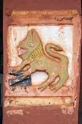 Dekorace s�dla Dahomejsk�ch kr�l� ve m�st� Abomey. Benin.
