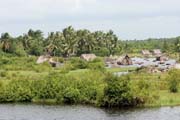 Vesnice na vod� v mo�sk� delt�, m�sto Ouidah. Benin.