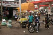 Douala, nejv�t�� mesto Kamerunu je ekonomick�m centrem v oblasti. Kamerun.