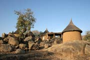 Horsk� vesnice Djingliya v hor�ch Mandara. Kamerun.