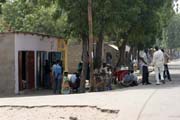 Ulice ve m�st� Maroua. Kamerun.