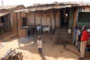 Ulice ve m�st� N'Gaound�r�. Kamerun.