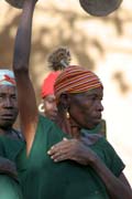 Tradi�n� tanec. Vesnice Oudjilla. Kamerun.