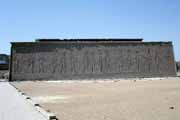 Horus�v chr�m v Edfu. Egypt.