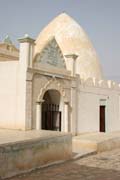 Mal� me�ita na cest� do Wadi Daw'an. Jemen.