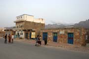 Ulice v hlavn�m m�st� Hadibu ostrova Socotra. Jemen.