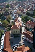 Jedine�n� pohled na Prahu z bal�nu. �esk� republika.