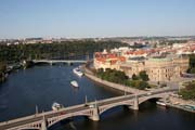 Jedine�n� pohled na Prahu z bal�nu. �esk� republika.
