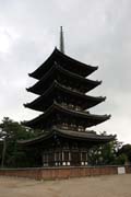Chr�m Kasuga Grand, Nara. Japonsko.