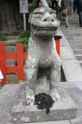 Svatyn� Tsurugaoka Hachiman-gu, Kamakura. Japonsko.