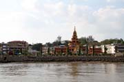 Hrani�n� m�sto Kaw Thaung - vstup pro pot�pe�e z Thajska p�i cest� za pot�p�n�m v souostrov� Mergui. Myanmar (Barma).