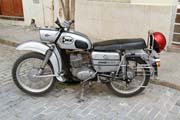 V�chodon�meck� motorka EMZ, kdo si ji je�t� dnes pamatuje? Havana. Kuba.