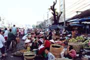 Ran� trh v Saigonu. Vietnam.